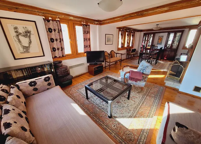 The Architect\'S Apartment - Top Center, Spacious, Unique