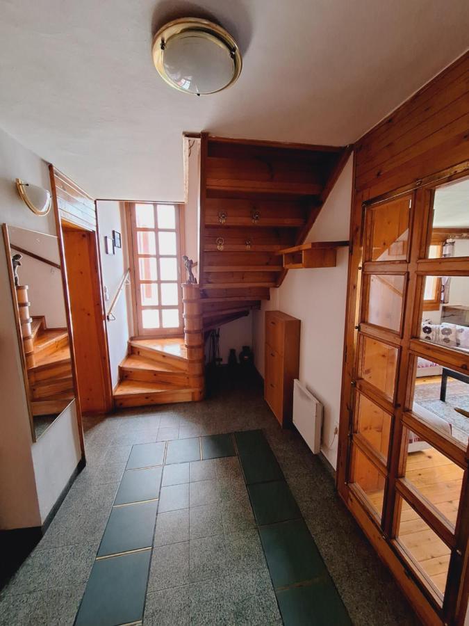 Апартамент The Architect's - Center, Spacious, Unique София